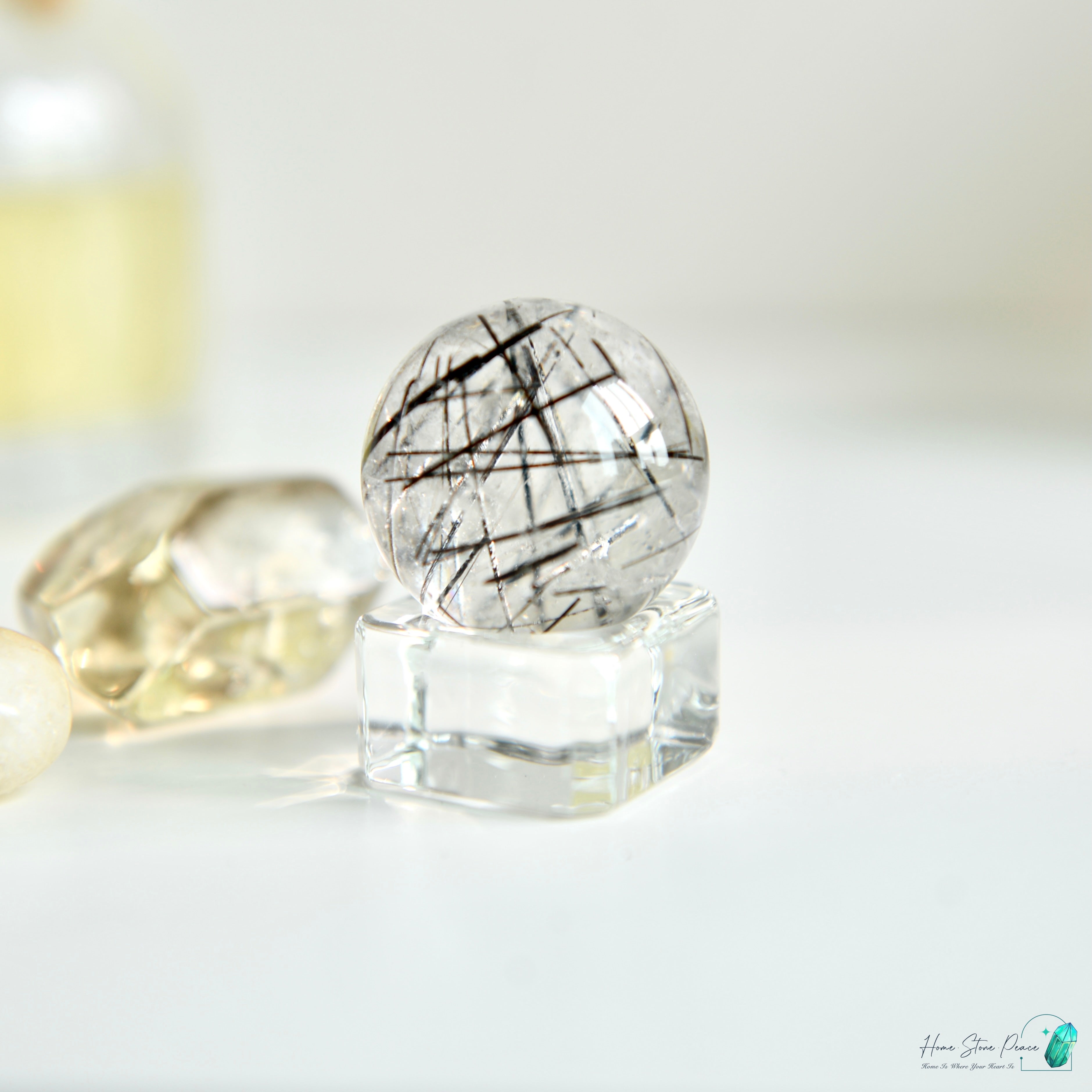 黑碧璽黑髮晶共生白水晶球 Black Tourmaline Black Rutiles in Quartz