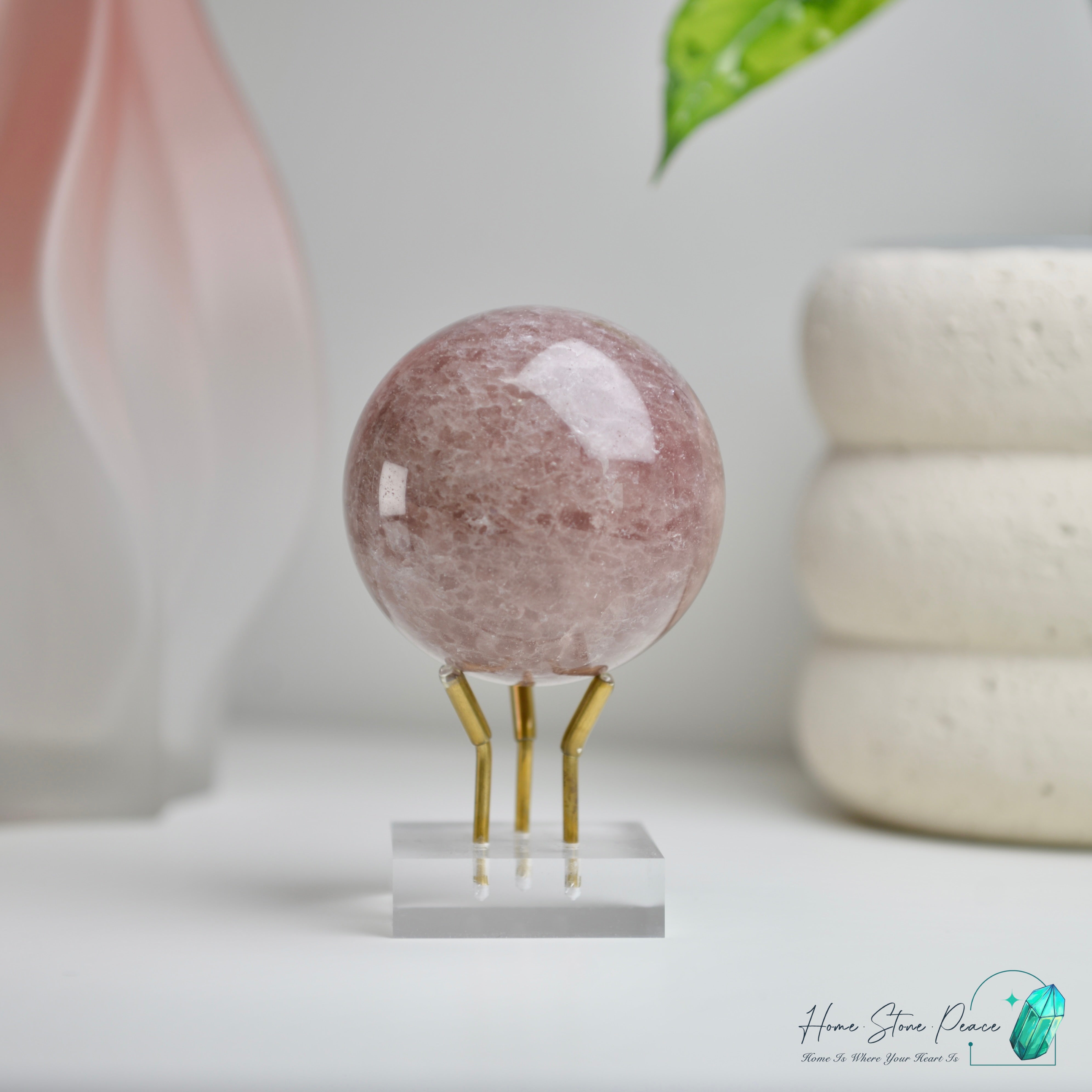 Strawberry Quartz Sphere 草莓晶球