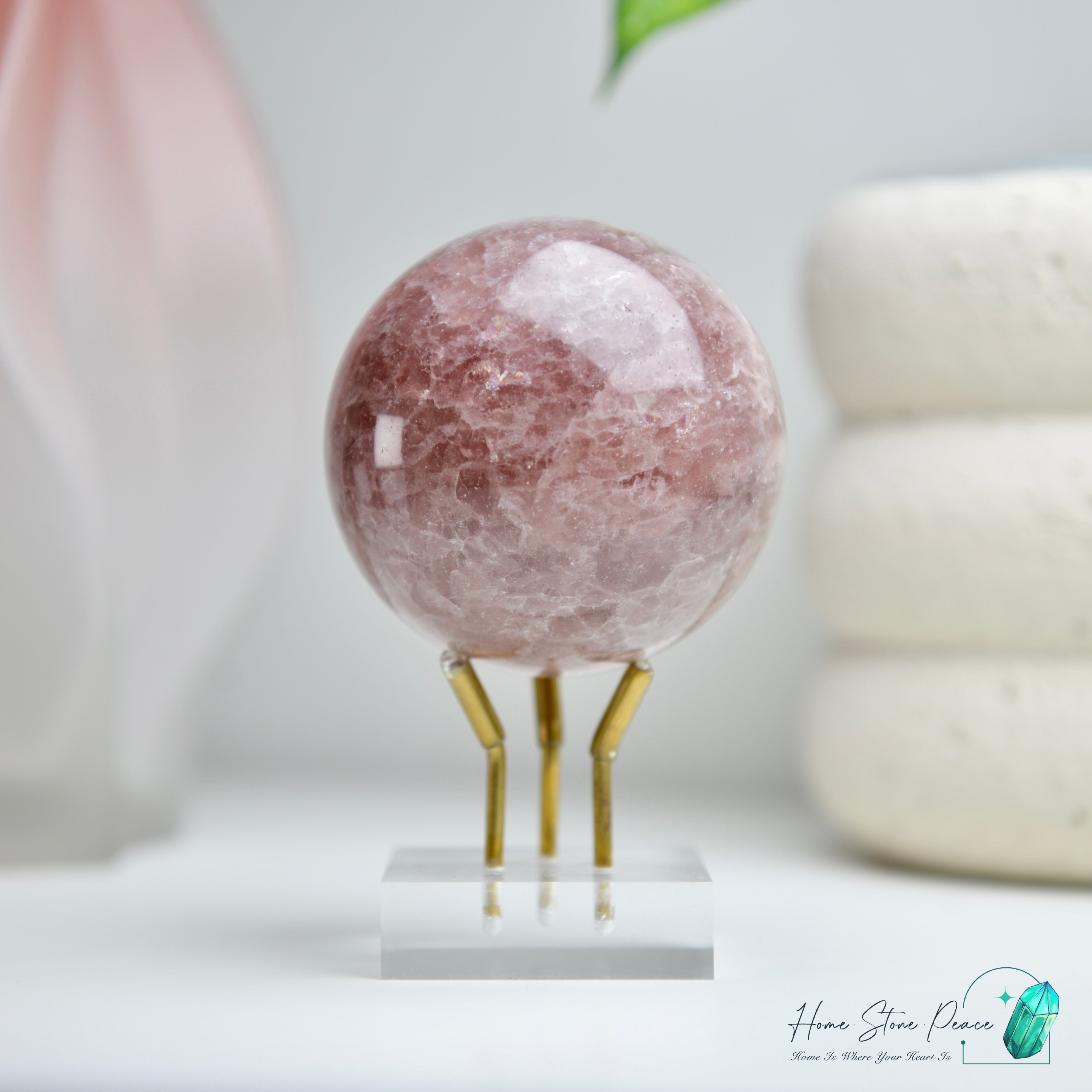 Strawberry Quartz Sphere 草莓晶球