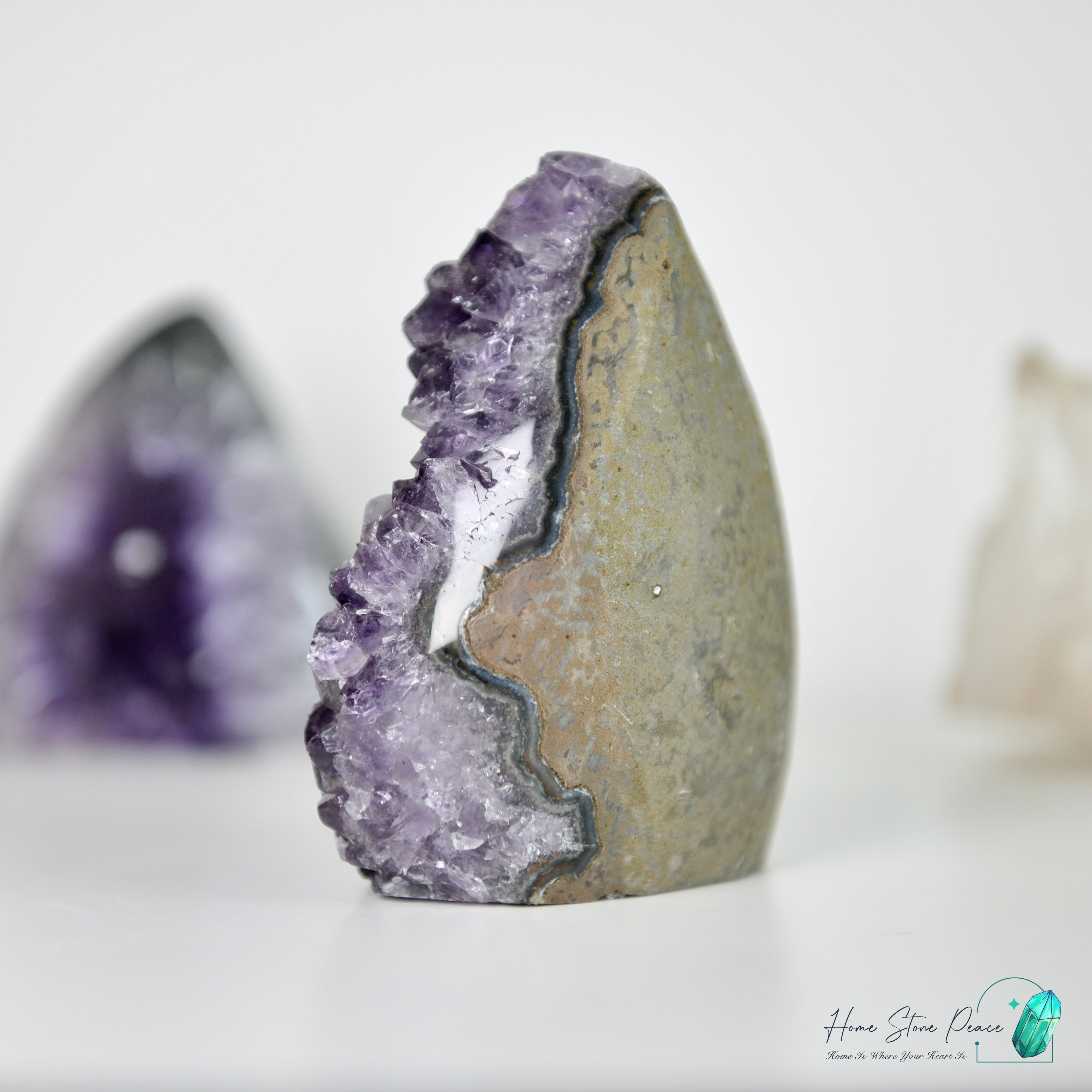 Amethyst Flame with Stalactite Eye 紫水晶火焰（含財眼）