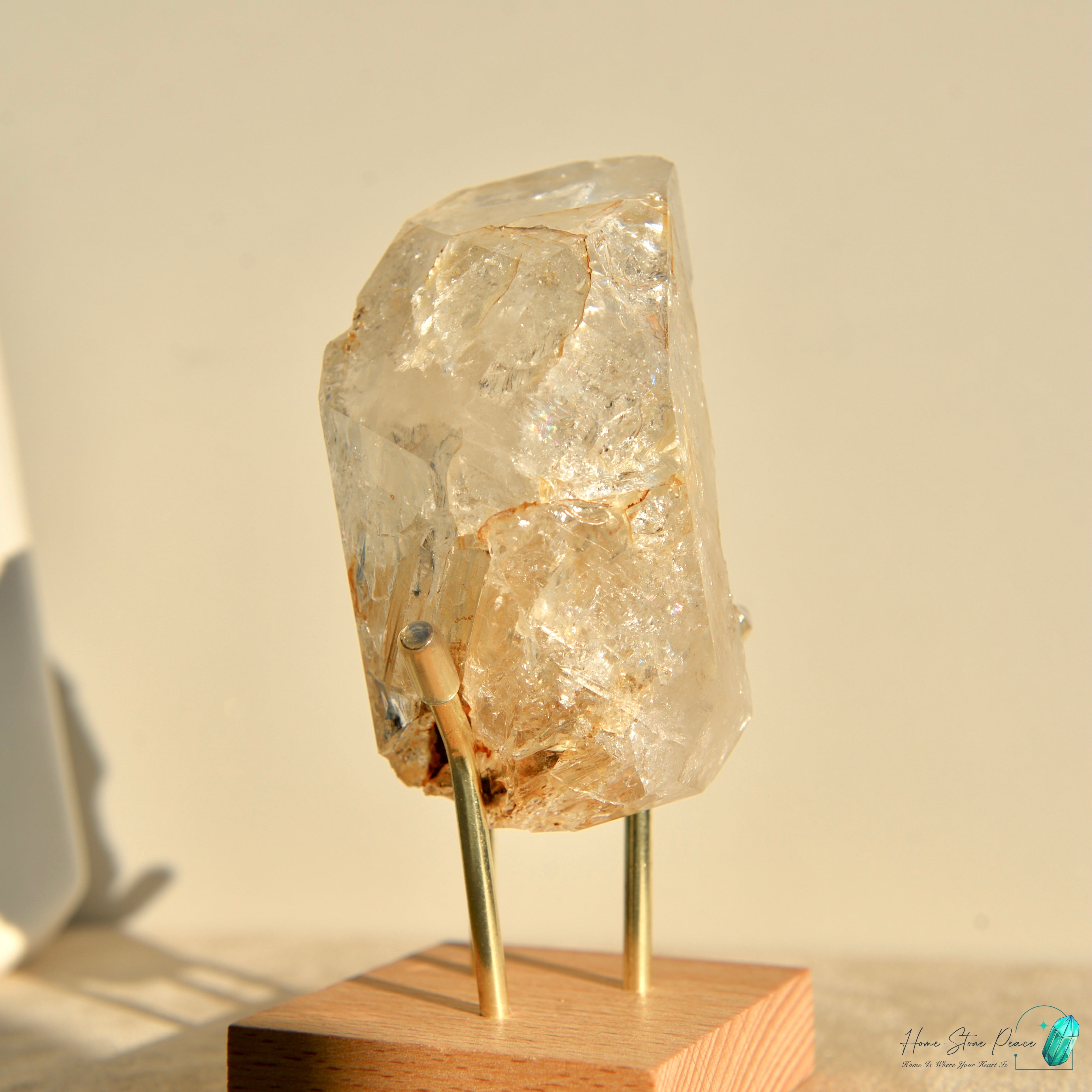 美國紐約黄金療癒者骸骨赫基蒙鑽石(較大) New York Skeletal Herkimer Diamond with Golden Healer (Palm-Sized)