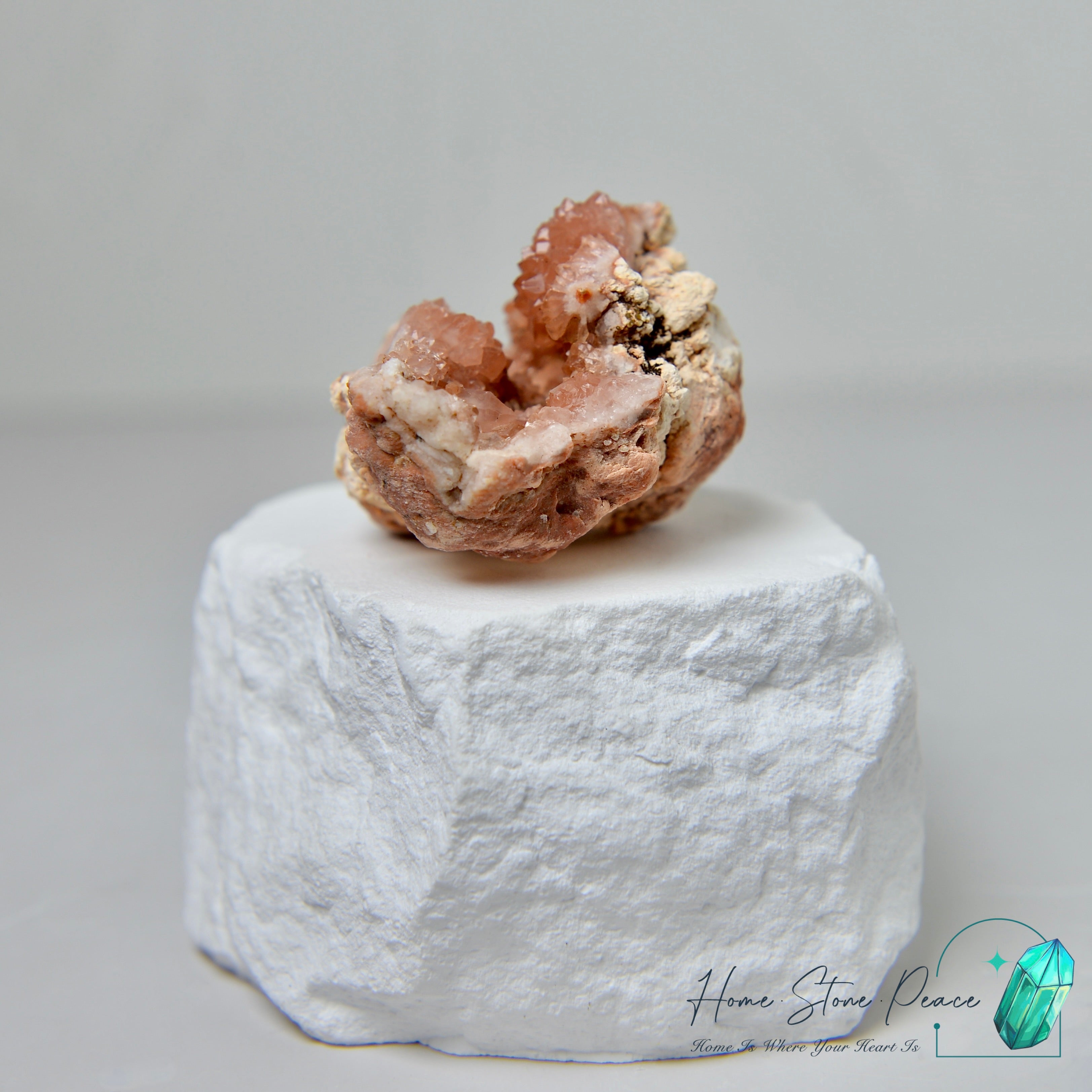 Argentinian Pink Amethyst Geode 阿根廷粉紅紫晶洞