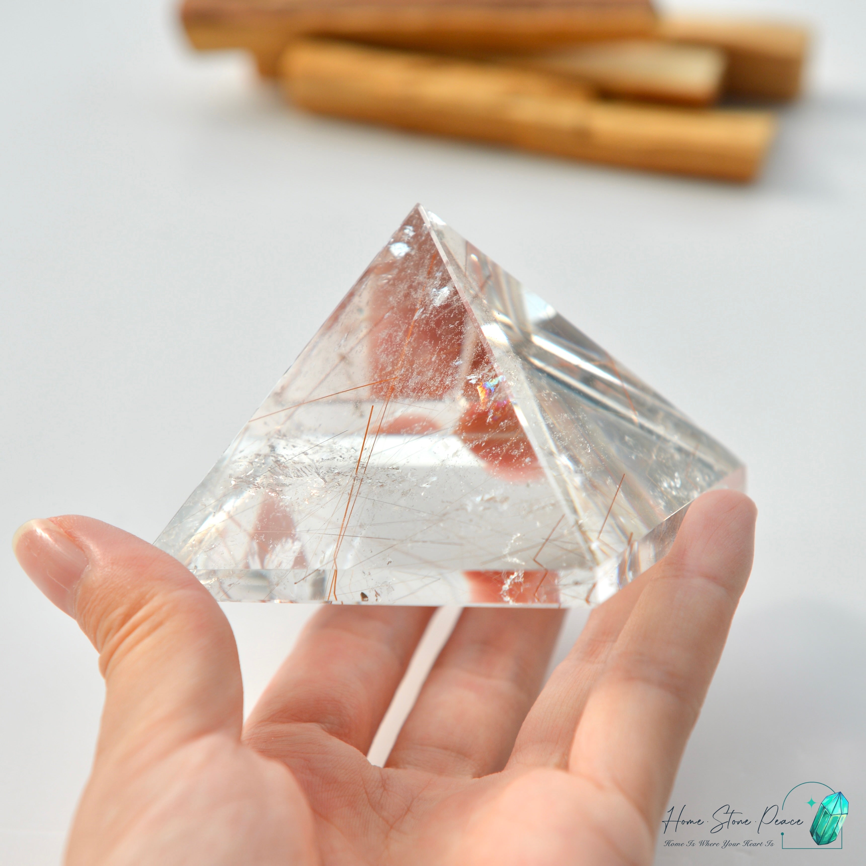 Brazilian Copper Rutilated Quartz Pyramid 巴西銅髮共生白水晶金字塔