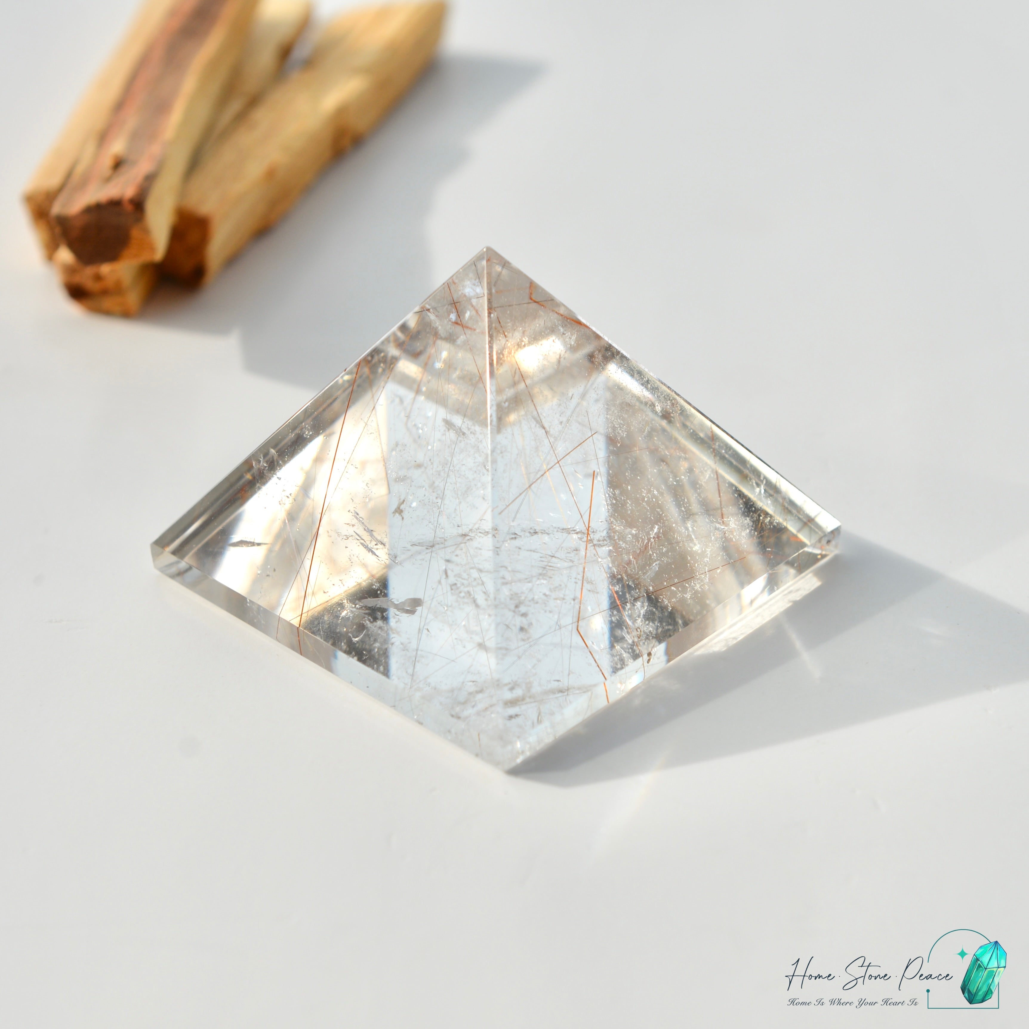 巴西銅髮共生白水晶金字塔 Brazilian Copper Rutilated Quartz Pyramid