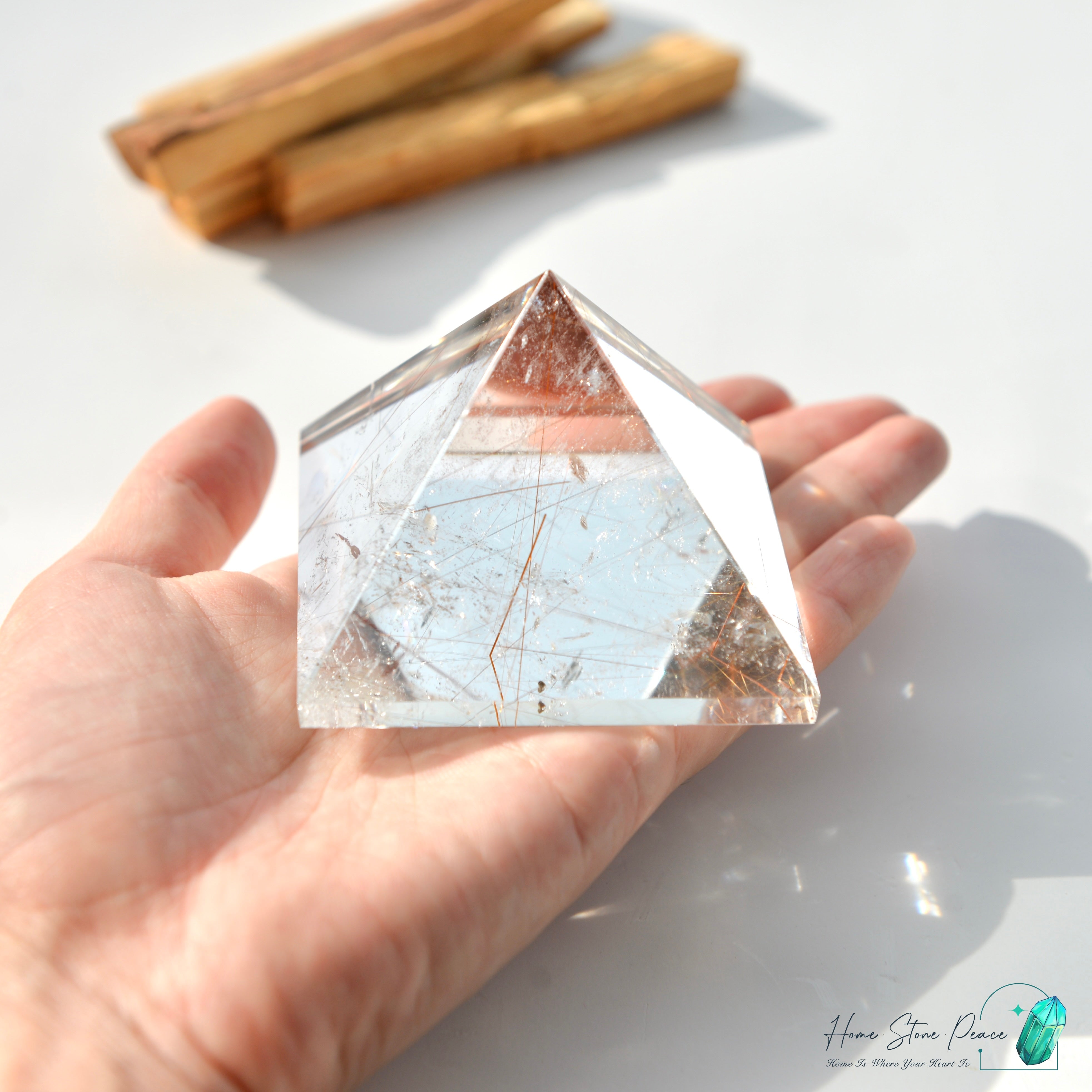 Brazilian Copper Rutilated Quartz Pyramid 巴西銅髮共生白水晶金字塔